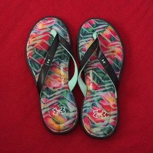 Under Armour memory foam flip flops